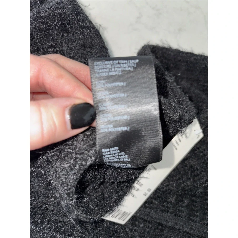 urban outfitters silence + noise Black sweater Womens XS‎ Bell Sleeve Cropped
